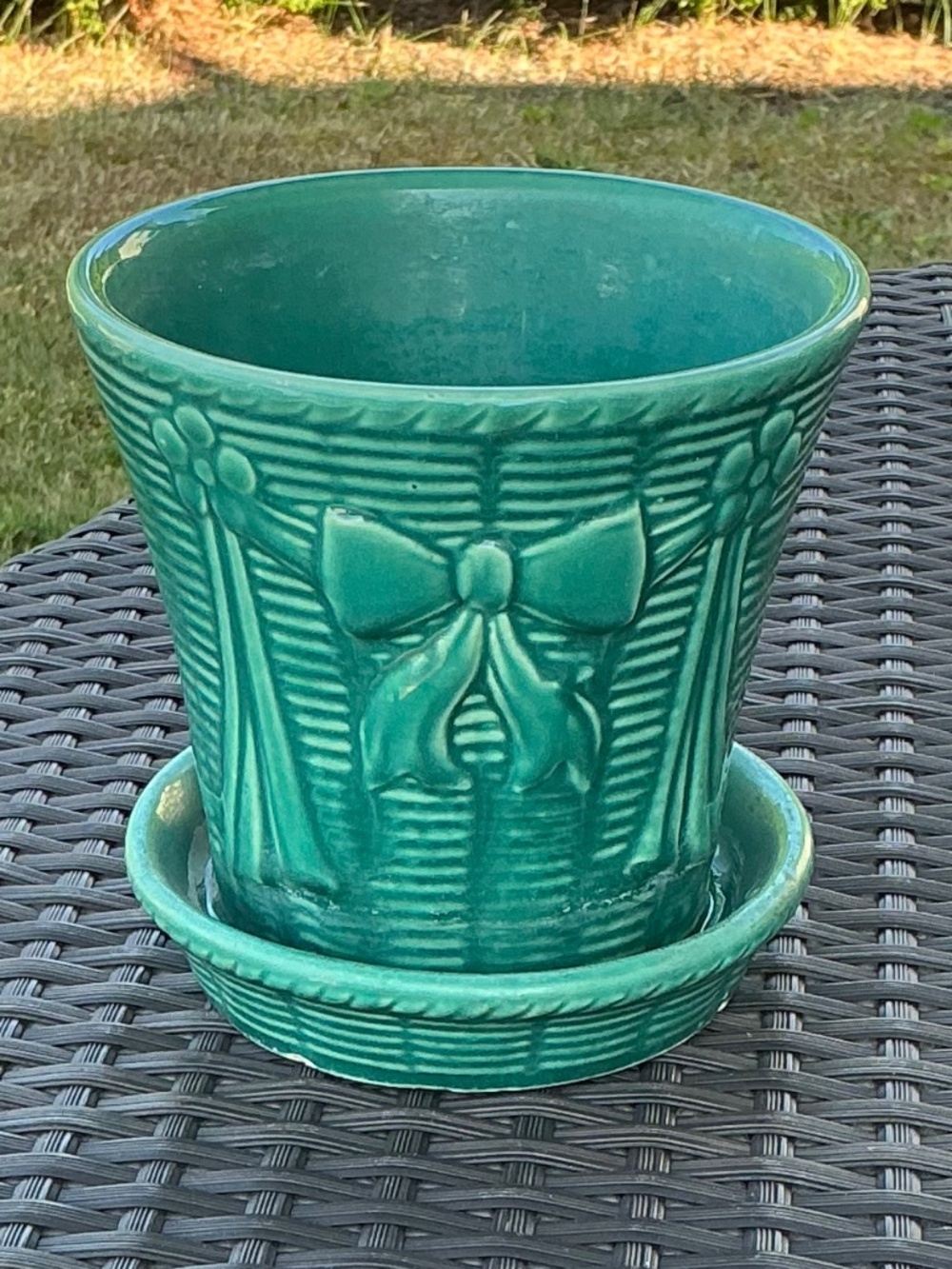 Vintage Shawnee Pottery Basketweave & Bows Planter Pot & Saucer Base Turquoise